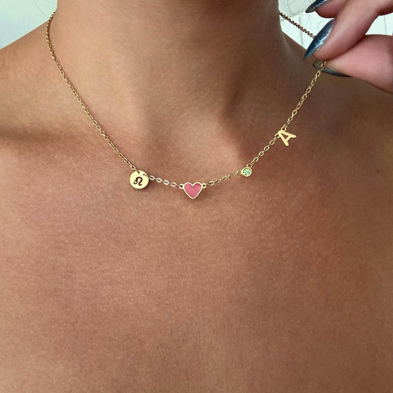 Collar personalizado Jessys con inicial, corazón, piedra de nacimiento y signo del zodiaco