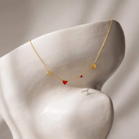 Collar personalizado Jessys con inicial, corazón, piedra de nacimiento y signo del zodiaco