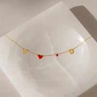 Collar personalizado Jessys con inicial, corazón, piedra de nacimiento y signo del zodiaco